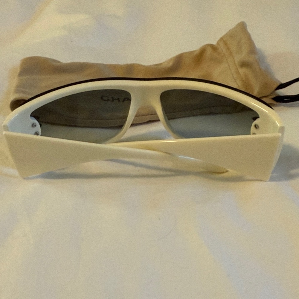 Chanel y2k sunglasses - Picture 4 of 4